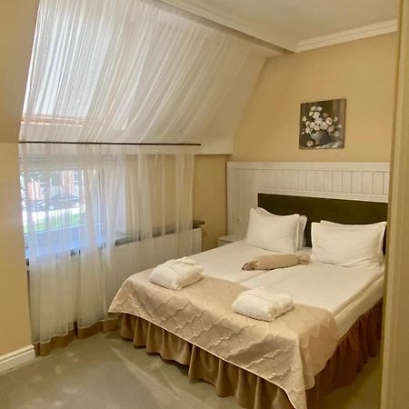 Boutique Hotel Deluxe 카미야네치포딜시키 외부 사진