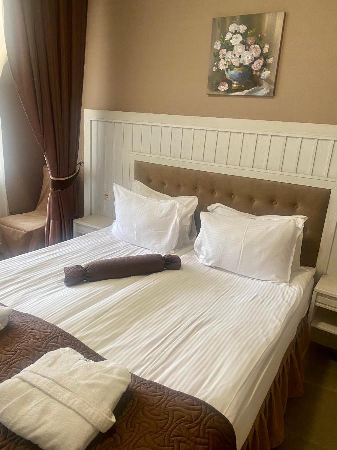 Boutique Hotel Deluxe 카미야네치포딜시키 외부 사진