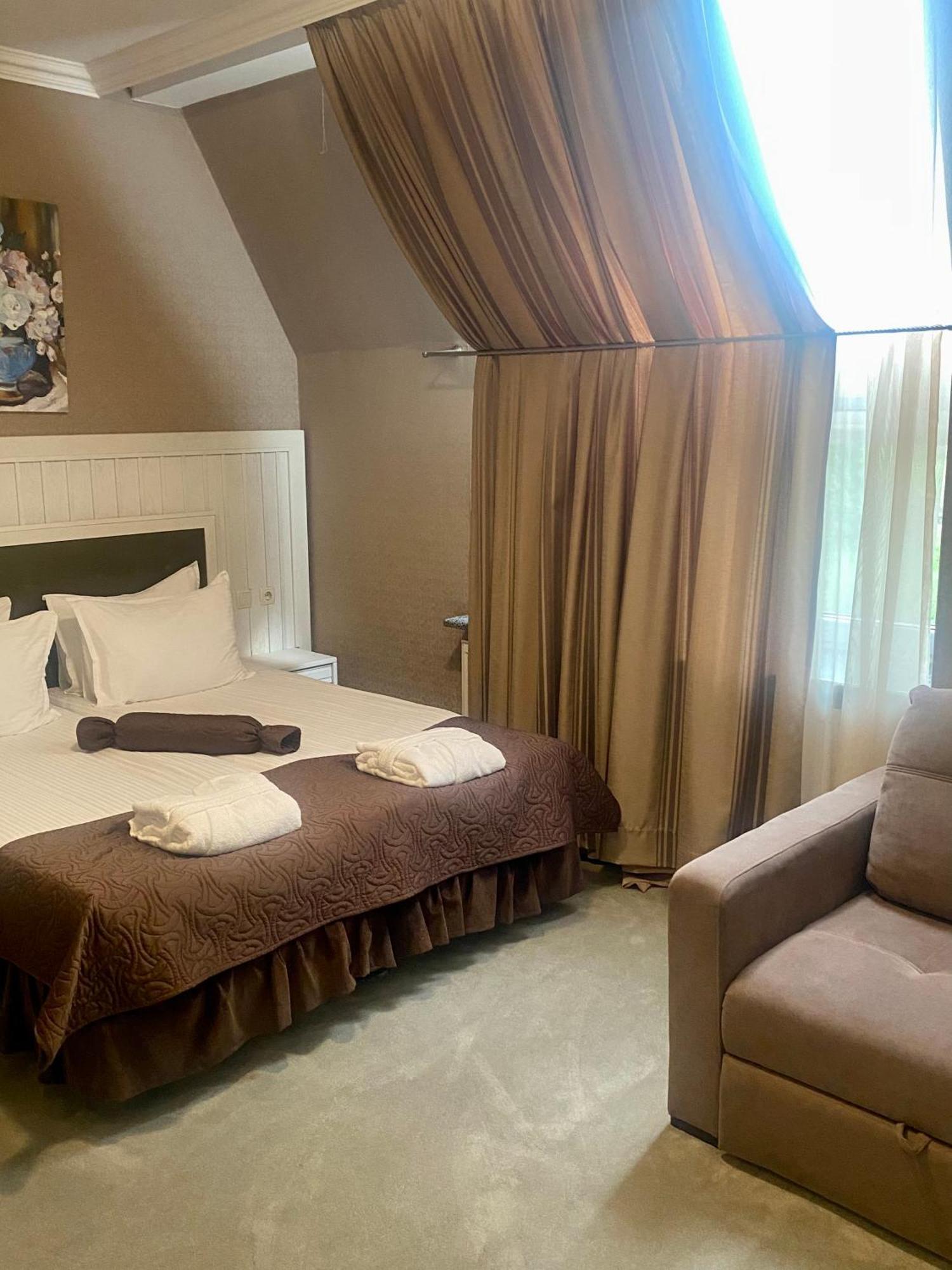 Boutique Hotel Deluxe 카미야네치포딜시키 외부 사진