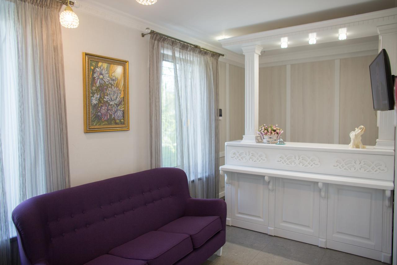 Boutique Hotel Deluxe 카미야네치포딜시키 외부 사진