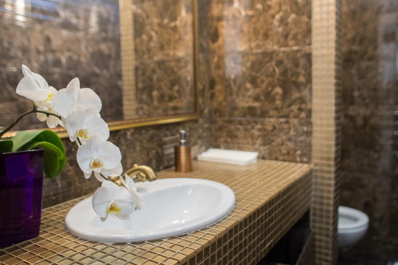 Boutique Hotel Deluxe 카미야네치포딜시키 외부 사진